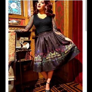 The Oblong Box Shop Winchester Mystery House Skirt NWT Sizes 3X & XL